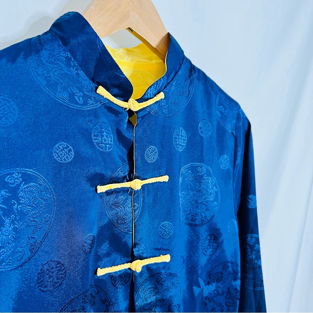 Traditional Chinese Tang Top, Blue and Yellow Reversible Blouse - Picture 5 of 16